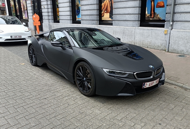 BMW i8 Roadster