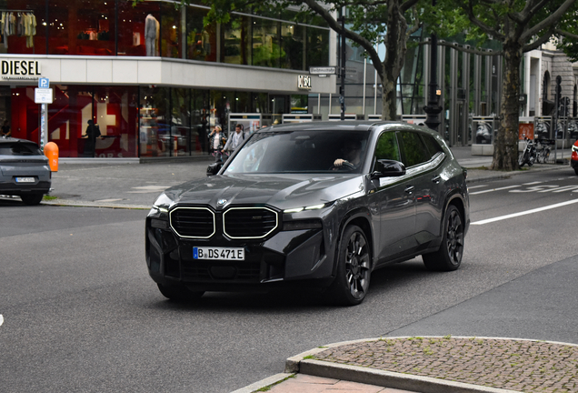 BMW XM G09