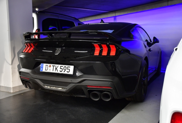 Ford Mustang Dark Horse 2024