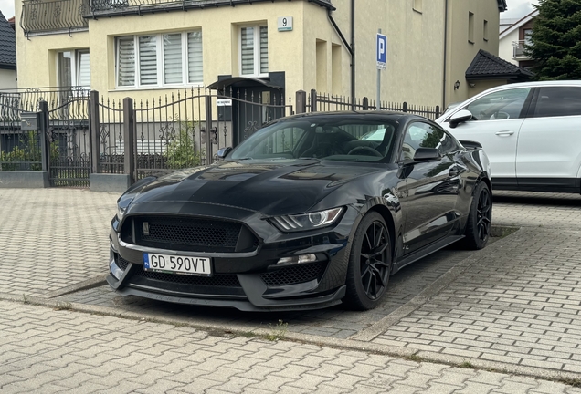 Ford Mustang Shelby GT350 2015