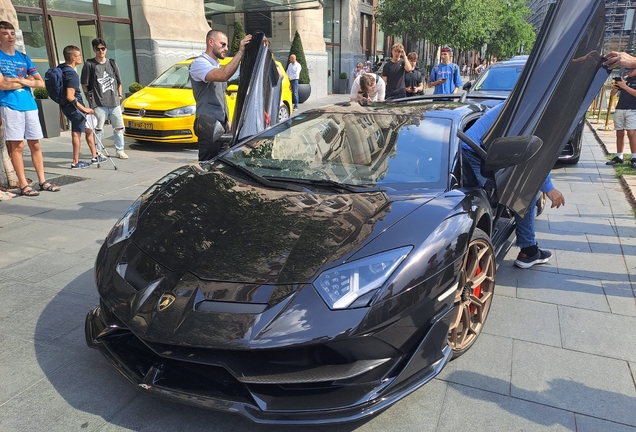 Lamborghini Aventador LP770-4 SVJ