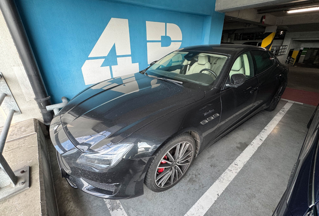 Maserati Quattroporte Modena Q4