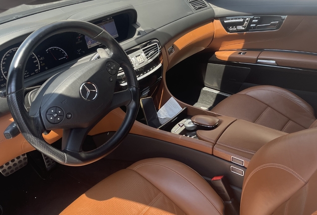 Mercedes-Benz CL 63 AMG C216 2011