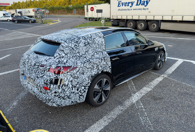 Mercedes-Benz CLA Shooting Brake 2025