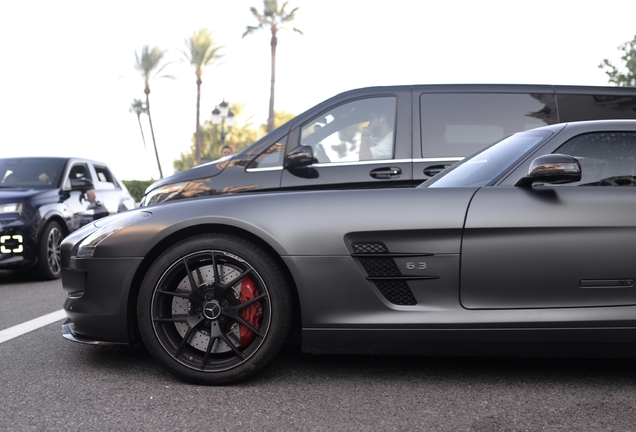 Mercedes-Benz SLS AMG GT Final Edition