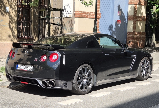 Nissan GT-R 2013