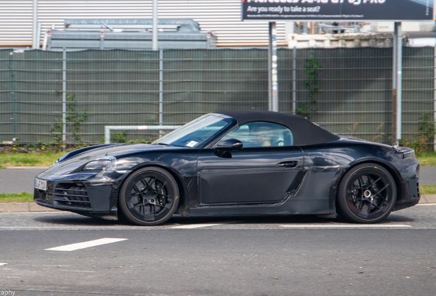 Porsche 718 Boxster EV 2025