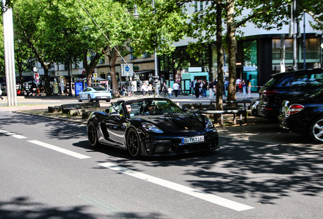 Porsche 718 Spyder RS Weissach Package