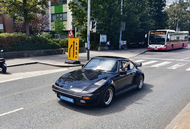 Porsche 930 Turbo Flatnose