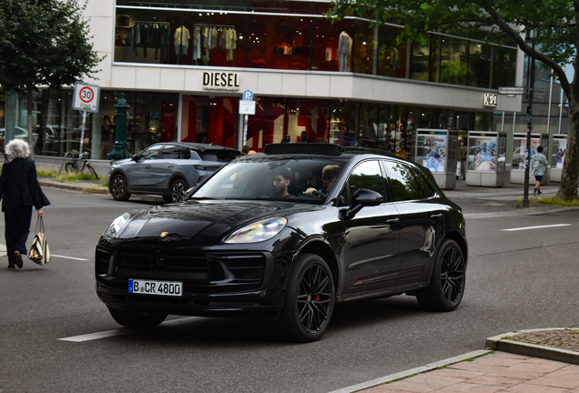 Porsche 95B Macan GTS MkIII