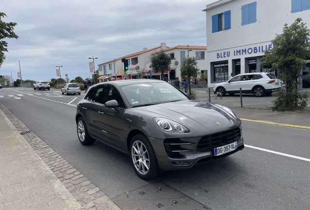 Porsche 95B Macan Turbo