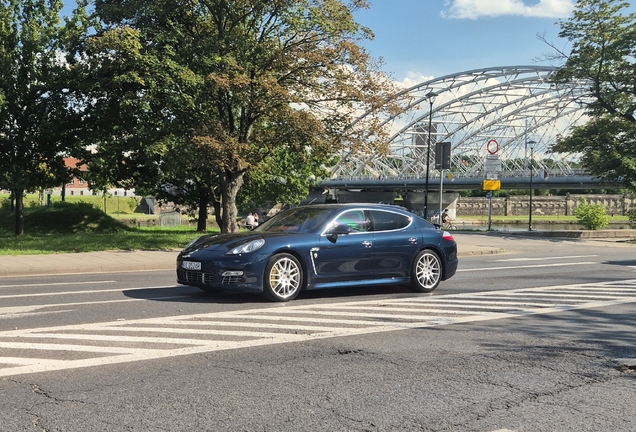 Porsche 970 Panamera Turbo MkI