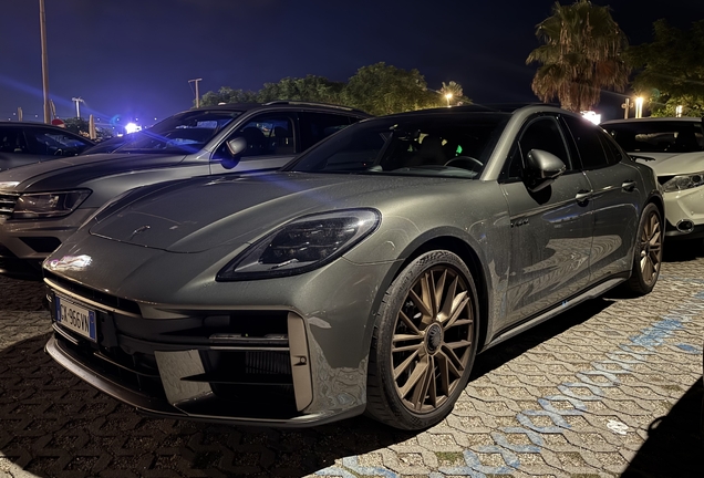 Porsche 972 Panamera Turbo E-Hybrid