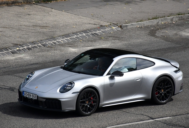 Porsche 992 Carrera 4 GTS MkII