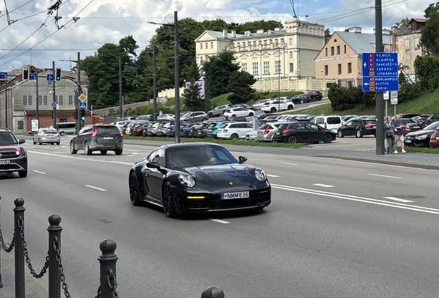 Porsche 992 Carrera 4S