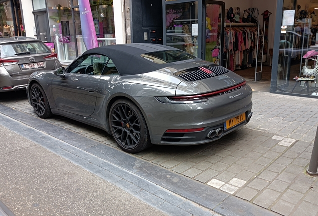 Porsche 992 Carrera 4S Cabriolet
