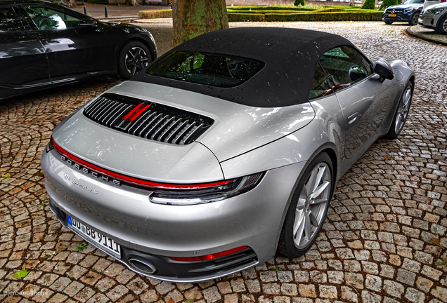 Porsche 992 Carrera 4S Cabriolet