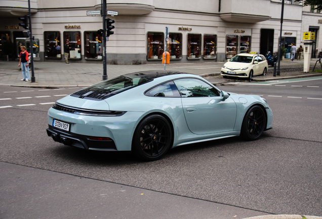 Porsche 992 Carrera GTS MkII