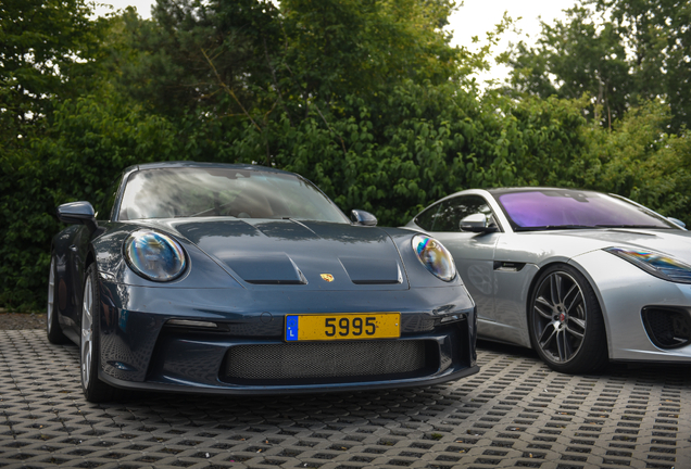 Porsche 992 S/T