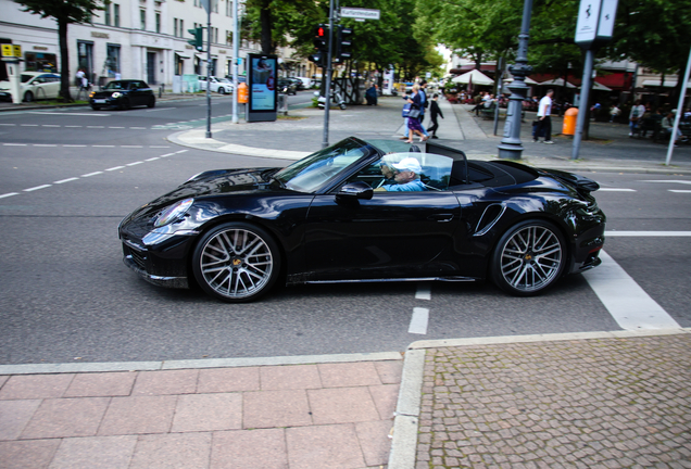 Porsche 992 Turbo S Cabriolet