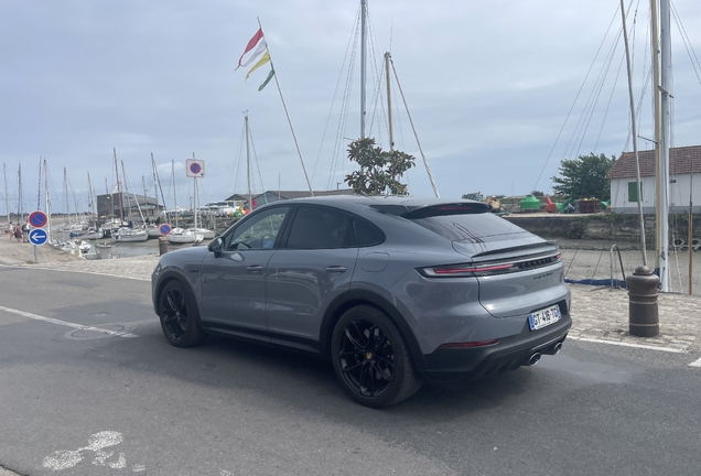 Porsche Cayenne Coupé Turbo E-Hybrid