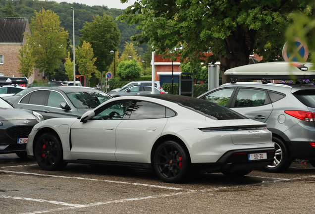 Porsche Taycan GTS