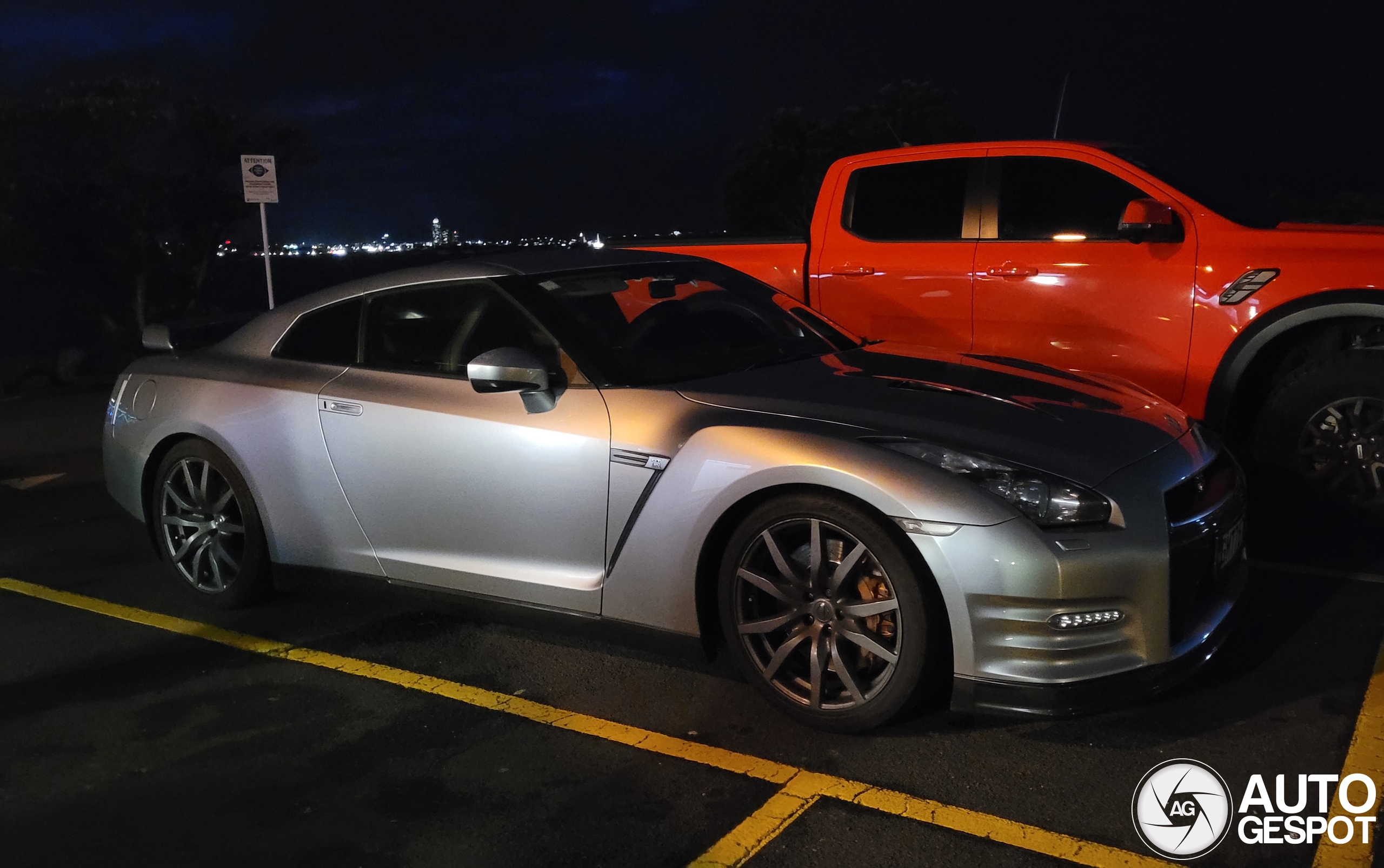 Nissan GT-R 2011