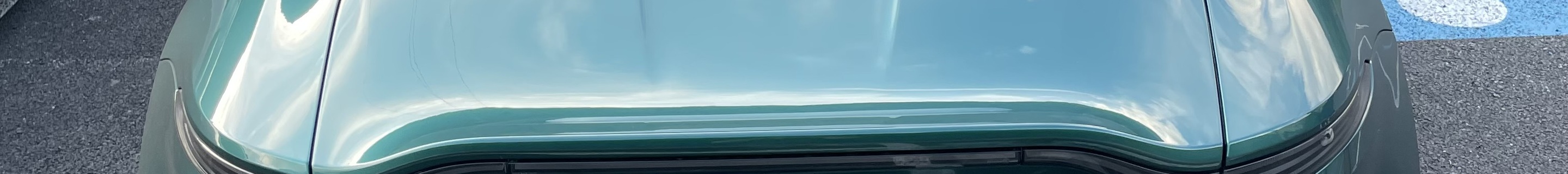 Aston Martin V8 Vantage Formula 1 Edition Roadster