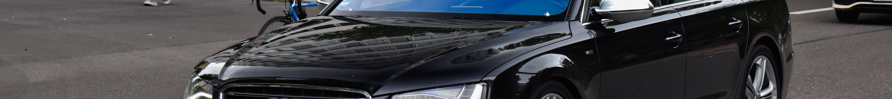 Audi S8 D4