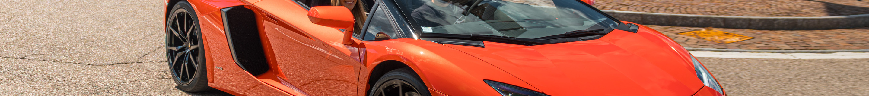 Lamborghini Aventador LP700-4 Roadster