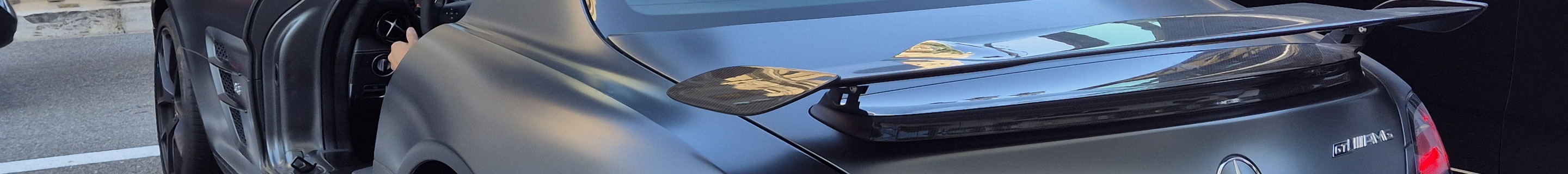 Mercedes-Benz SLS AMG GT Final Edition