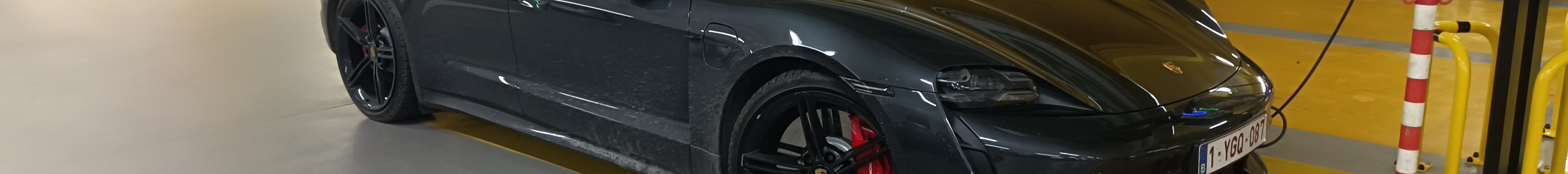 Porsche Taycan Turbo MkI