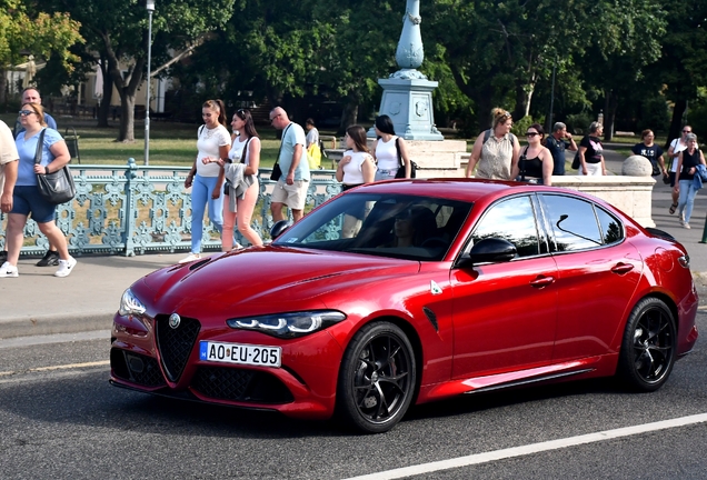 Alfa Romeo Giulia Quadrifoglio 2023