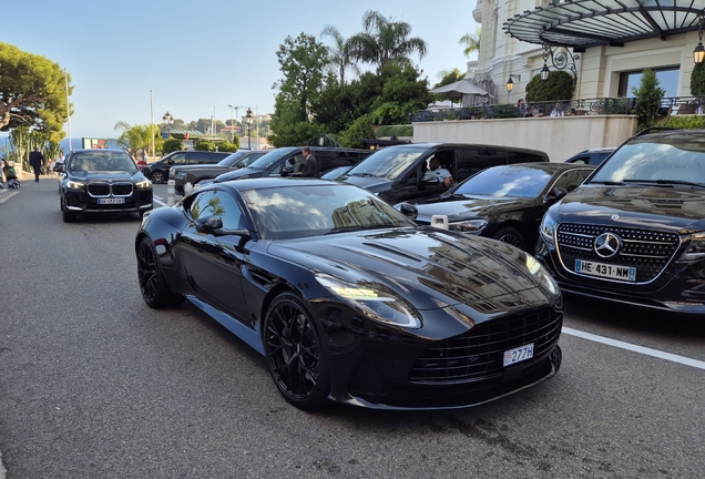 Aston Martin DB12