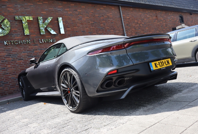 Aston Martin DBS Superleggera Volante
