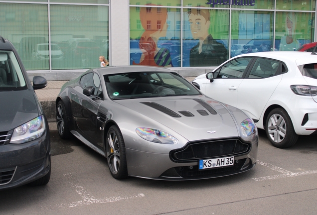 Aston Martin V12 Vantage S