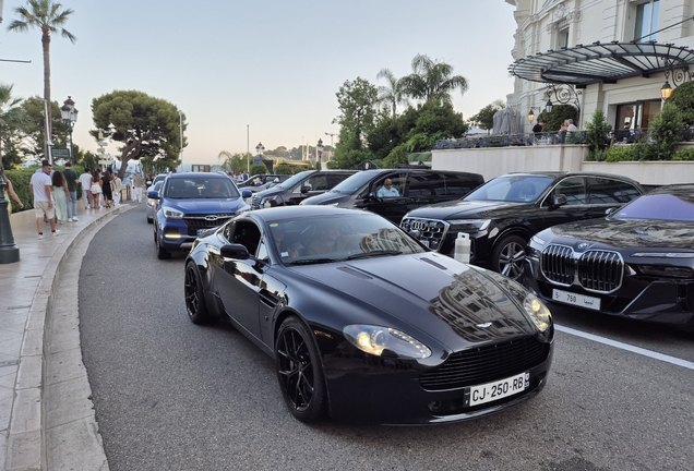 Aston Martin V8 Vantage