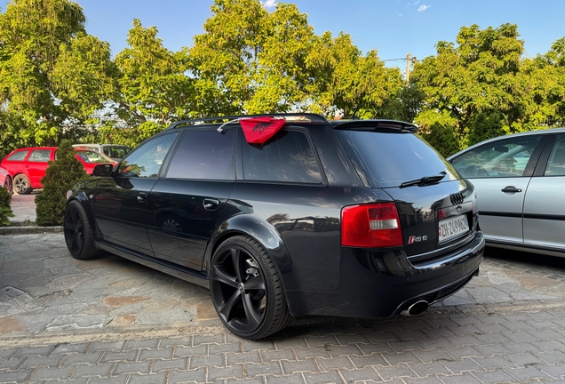 Audi RS6 Avant C5