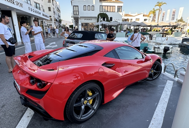 Ferrari F8 Tributo