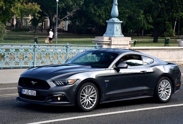 Ford Mustang GT 2015