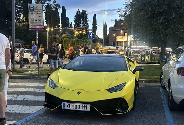 Lamborghini Huracán LP640-4 EVO
