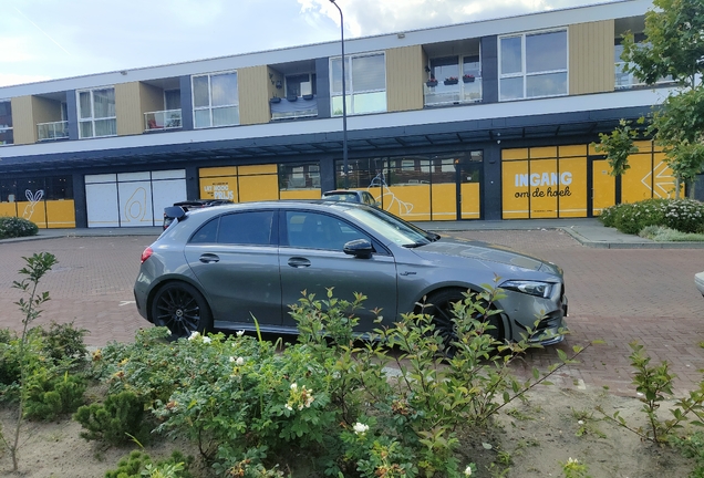 Mercedes-AMG A 35 W177
