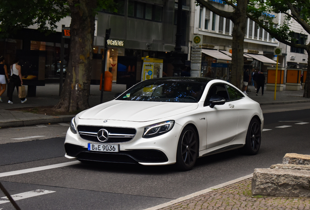 Mercedes-AMG S 63 Coupé C217
