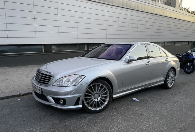 Mercedes-Benz S 63 AMG W221