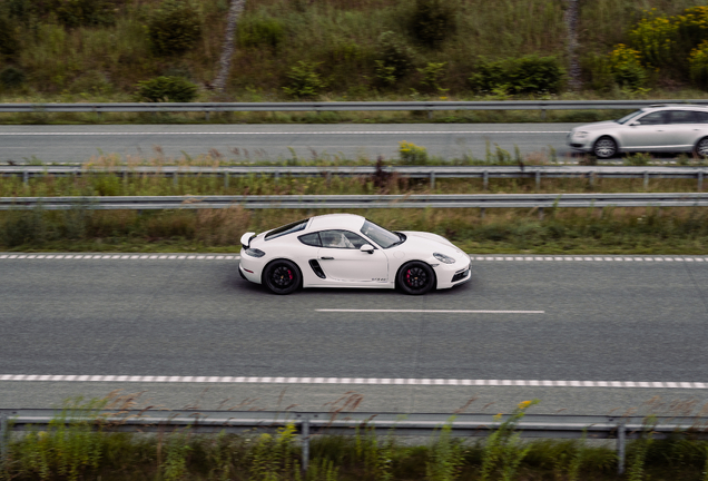 Porsche 718 Cayman GTS 4.0