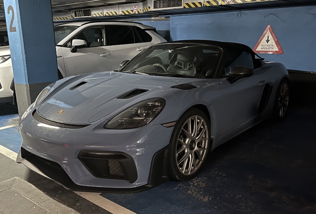 Porsche 718 Spyder RS