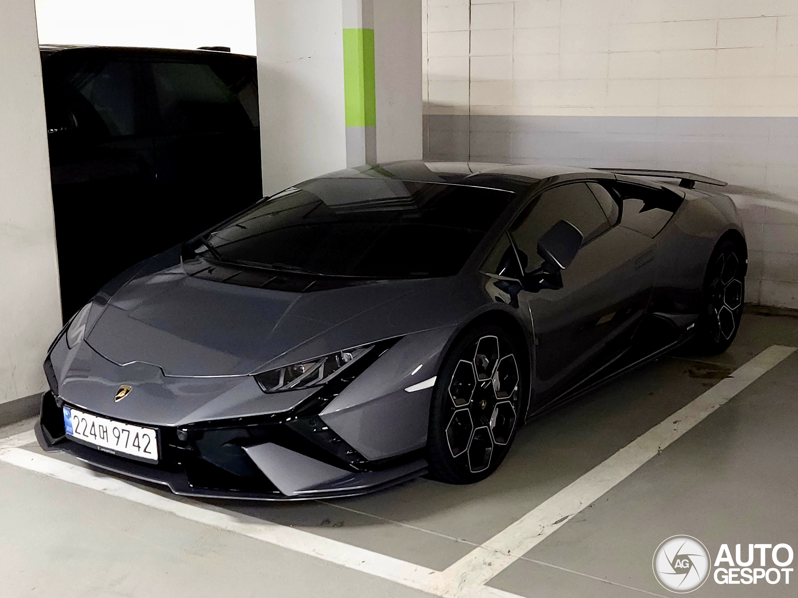 Lamborghini Huracán LP640-2 Tecnica