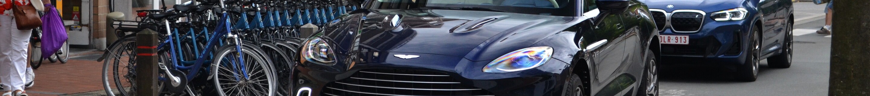 Aston Martin DBX