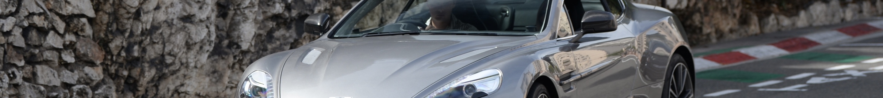 Aston Martin Vanquish 2013