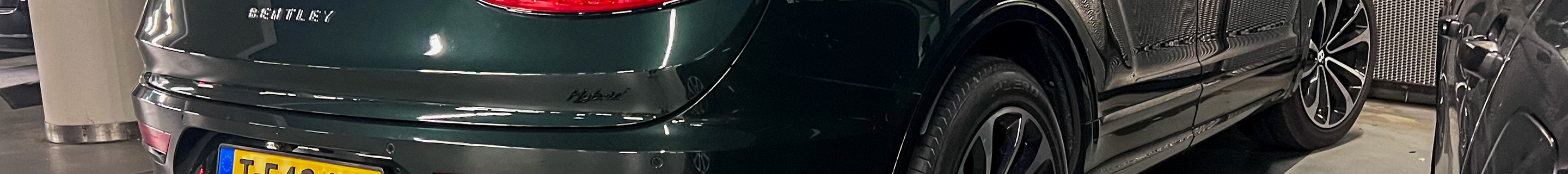 Bentley Bentayga Hybrid 2021